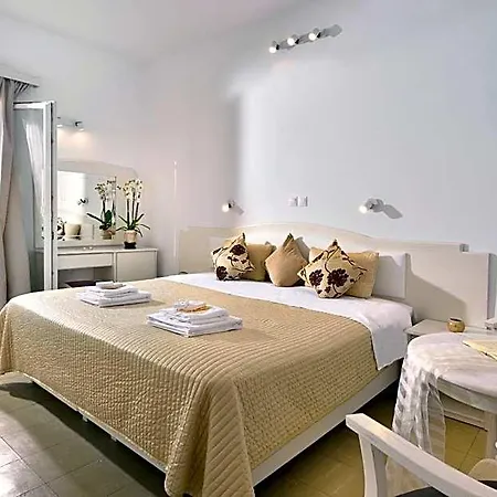 Nazos Hotel *